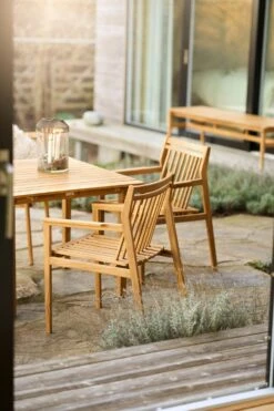 M10- Together- Garden Bench Without Backrest Bank, Drei Sitzplätze Teak -Gartenmöbel Rabatte fdb mbler bank im freien nutzbar teak 0