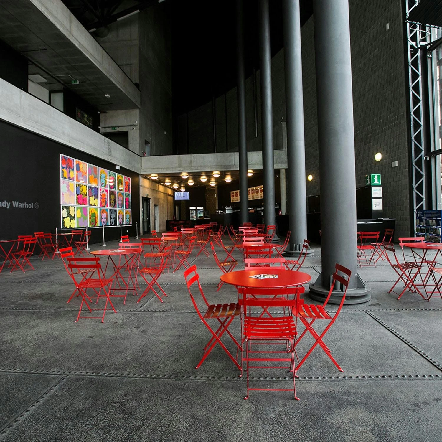 Bistro Tisch, Ø77 Cm/ Honey 2 Bistro Tisch, Ø77 Cm/ Honey – Bild 2