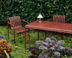 Hay Palissade Sessel, Iron Red -Gartenmöbel Rabatte hay palissade dining lehnstuhl 35