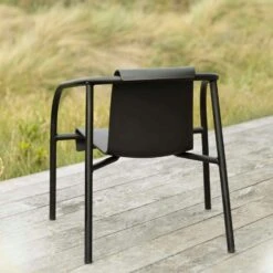 NAMI Lounge Stuhl, Schwarz -Gartenmöbel Rabatte houe nami lounge chair monocolor olive green 6