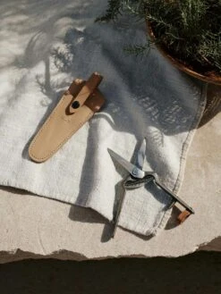 Pallares X Menu Gartenschere -Gartenmöbel Rabatte menu pallares x menu plant tools set of 3 10