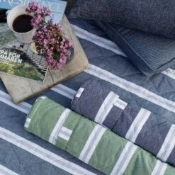 Svea Beach Mattress With Pillow 70x170 Cm, Marin -Gartenmöbel Rabatte recycled by wille beachmadrass svea 70x170 cm gron vit 9